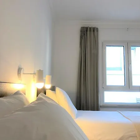 Sea Avenue House - Center Baleal - Surfboard Included Appartamento