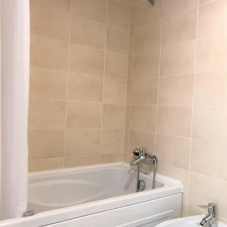 Sea Avenue House - Center Baleal - Surfboard Included *